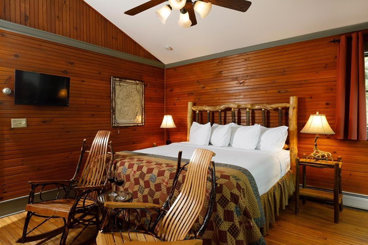 Friends Lake Inn Chestertown 외부 사진